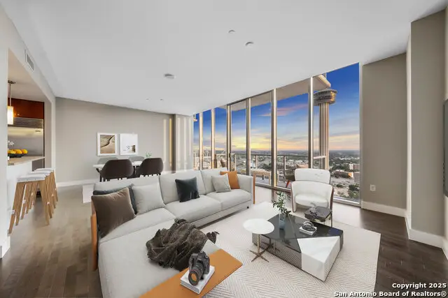 610 E Market #UNIT 2715, San Antonio, TX 78205 - Image #1