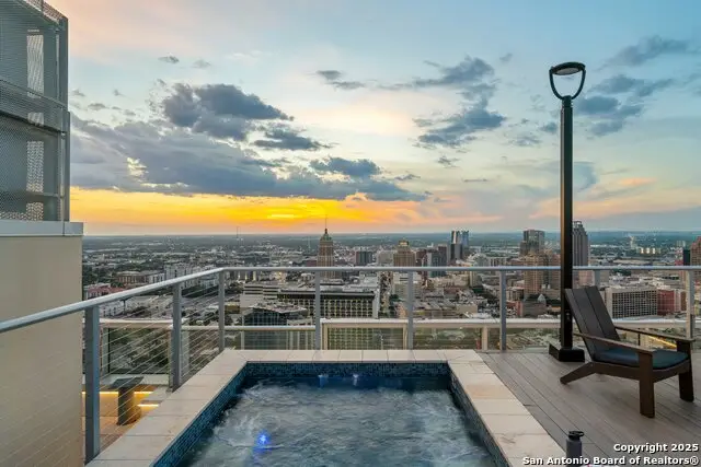 610 E Market #UNIT 2715, San Antonio, TX 78205 - Image #2