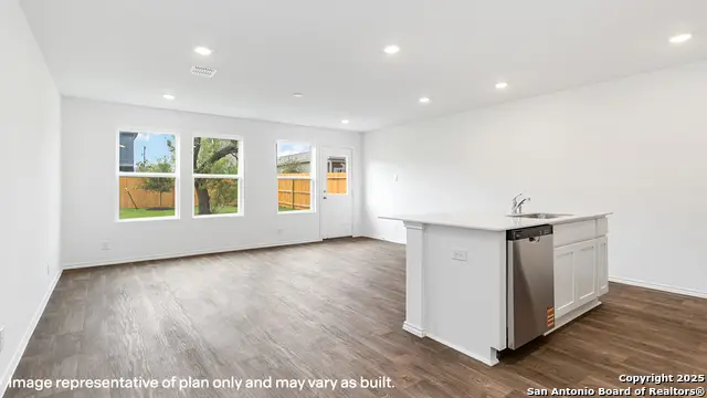 5923 Cinnabar Corner, San Antonio, TX 78222 - Image #3