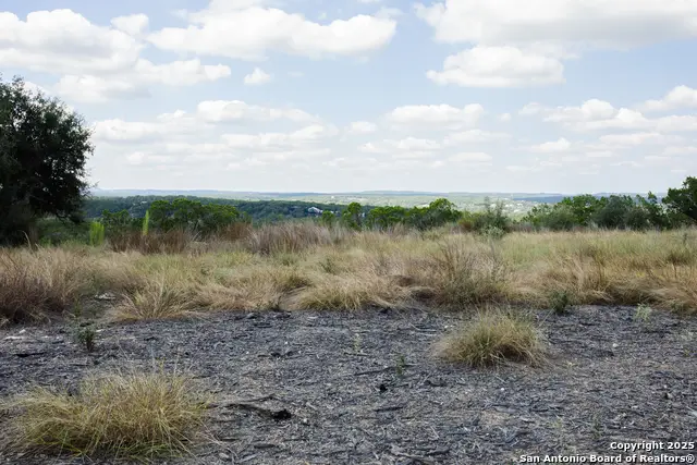 1881 Paradise Pkwy, Canyon Lake, TX 78133 - #1