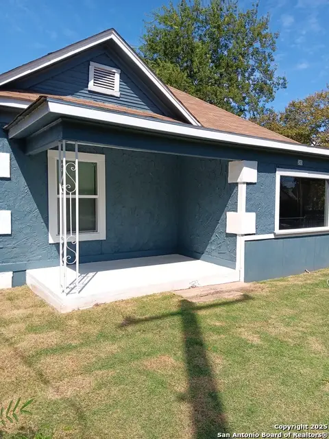 245 Pendleton, San Antonio, TX 78204 - Image #2