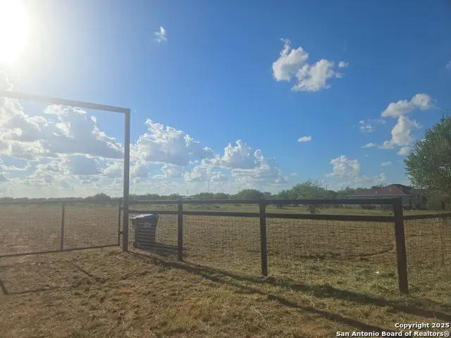 15215 Cassiano Road, Elmendorf, TX 78112 - Image #2