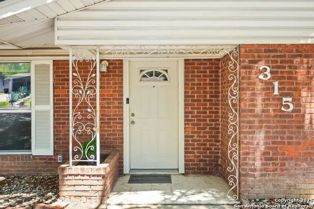 315 Tammy, San Antonio, TX 78216 - Image #3