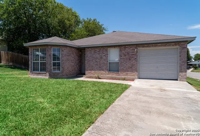 8827 Dream Ave, Converse, TX 78109 - Image #1