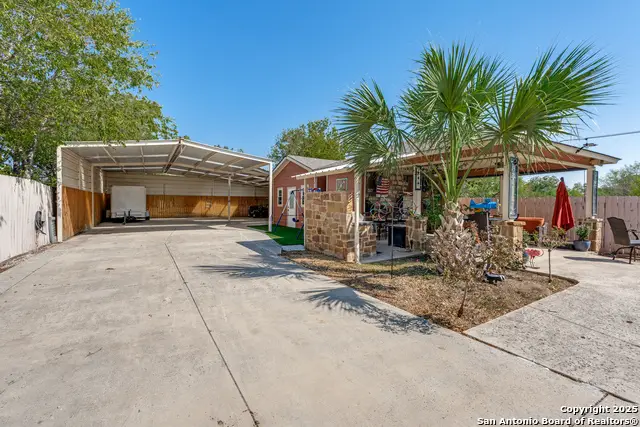 1247 W Mally Blvd, San Antonio, TX 78224 - Image #2