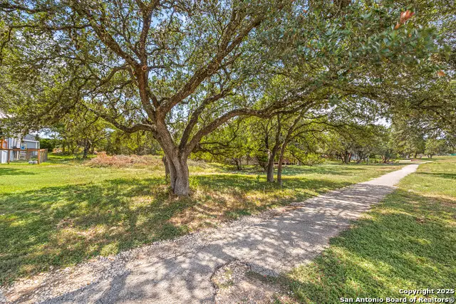 269 Watts Ln, Canyon Lake, TX 78133 - Image #3