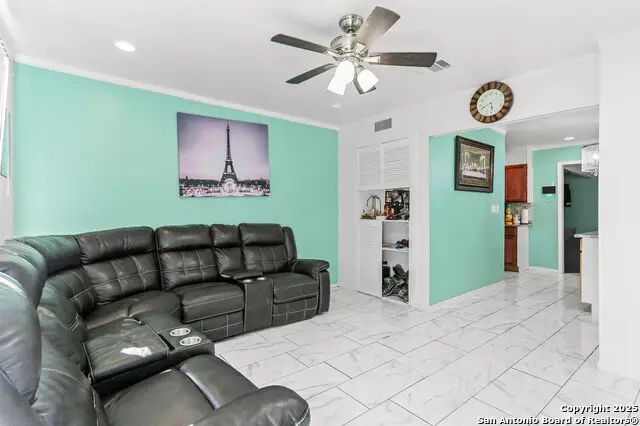 78 Wayside, San Antonio, TX 78213 - Image #2