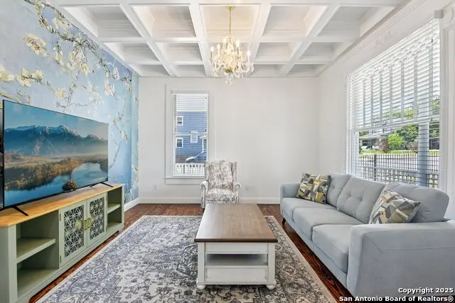 802 N Pine, San Antonio, TX 78202 - Image #2