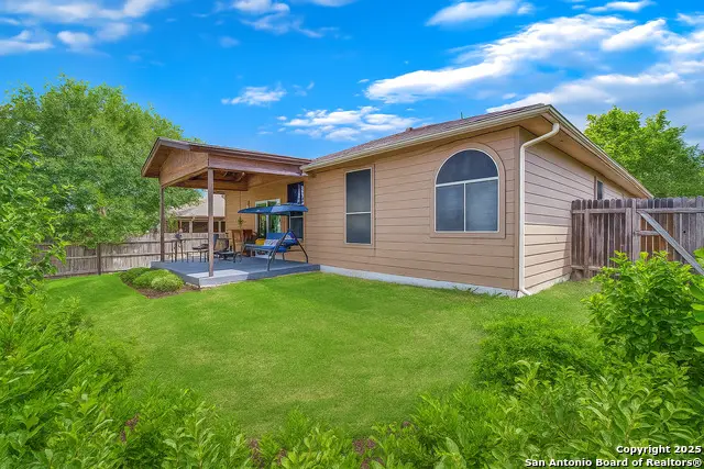 732 Hollow Ridge, Schertz, TX 78108 - Image #2