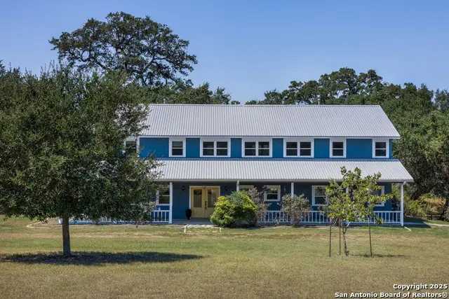 5450 Mazurek, Schulenburg, TX 78956 - Image #1