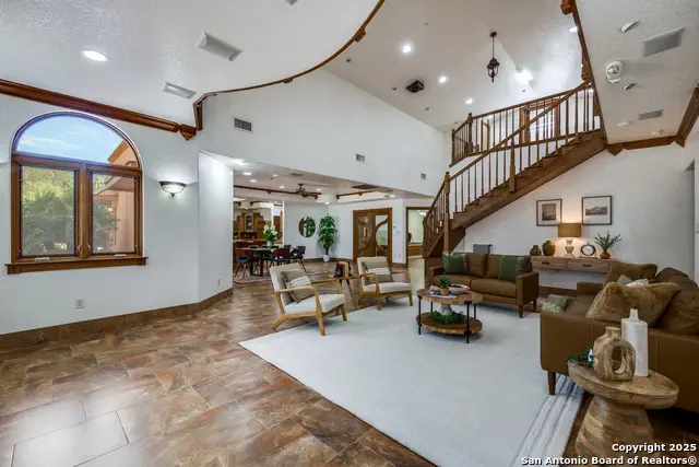 255 Winding Meadow, Spring Branch, TX 78070 - Image #2