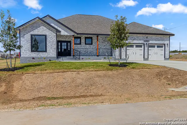 16923 Rancho Escondido, Atascosa, TX 78002 - Image #1