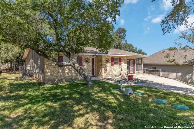 1447 Springwater, Canyon Lake, TX 78133 - Image #2