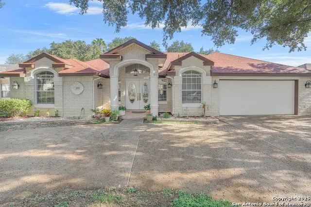 3111 Persimmon Ct, Laredo, TX 78045 - Image #1