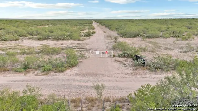 26 ACRES ABST 4 Mangana Hein, Laredo, TX 78046 - Image #1