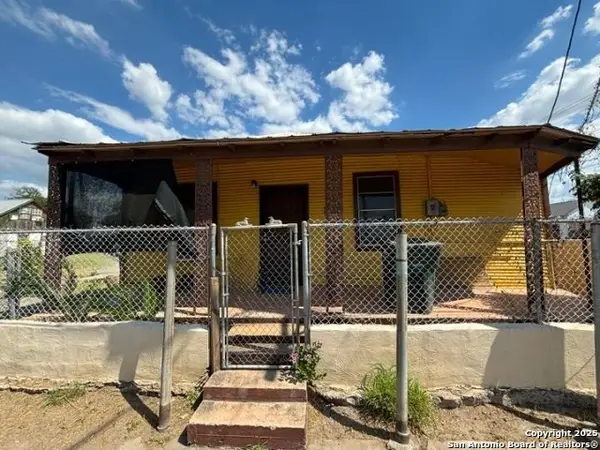 201 Vidaurri Ave, Laredo, TX 78040