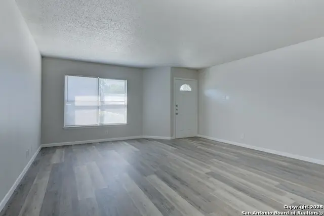 6819 Columbia Ridge, Converse, TX 78109 - Image #2