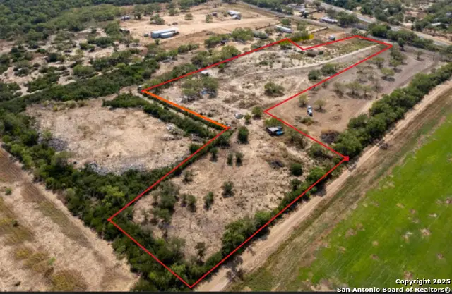 65 Garcia-n-estrada, Pleasanton, TX 78064 - Image #1