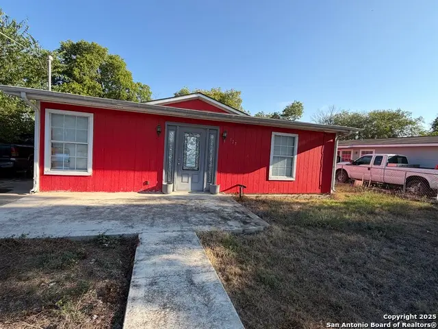 127 Arnaz, San Antonio, TX 78237 - Image #2