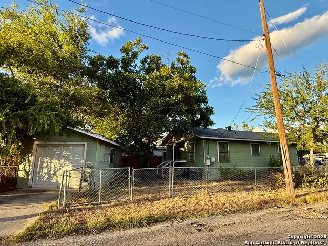 221 Somerset, San Antonio, TX 78211 - Image #2