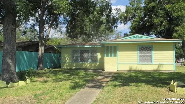 808 E E Polk, Victoria, TX 77901 - Image #1