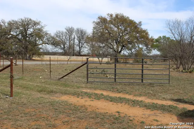 4745 County Road 120, Marble Falls, TX 78654 - Image #2