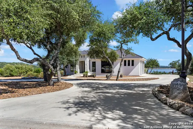 1134 Brads Flight, Canyon Lake, TX 78133 - Image #1