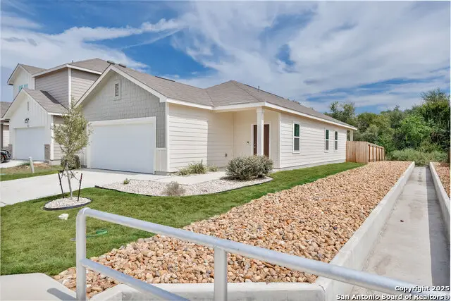 5612 Pearl Meadow, Converse, TX 78109 - Image #2