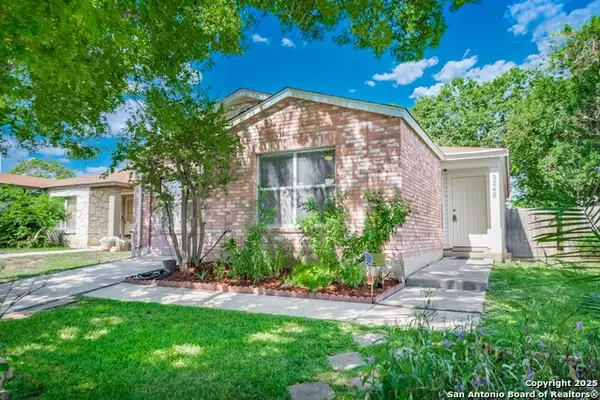 9245 Village Brown, San Antonio, TX 78250
