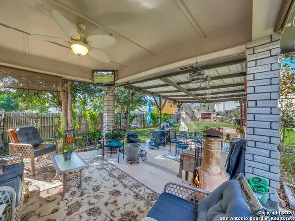 403 Hackberry, Bandera, TX 78003