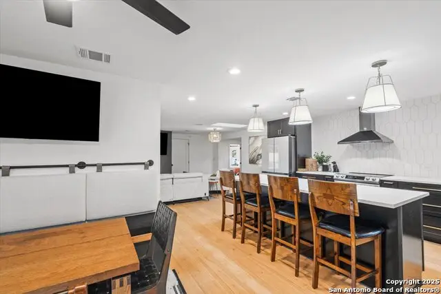 301 W. Briarway, Granite Shoals, TX 78654 - Image #2