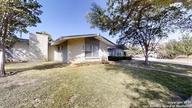 459 Harcourt Ave., San Antonio, TX 78223 - Image #3