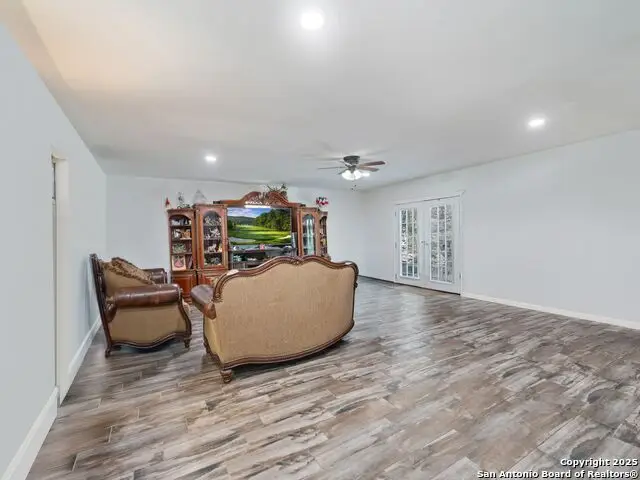 6472 Whitby, San Antonio, TX 78240 - Image #3