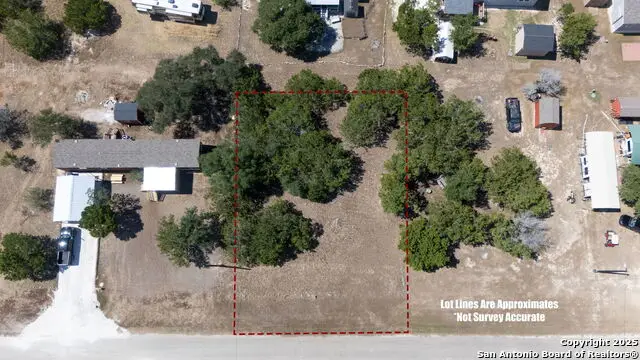194 Pr 1516, Bandera, TX 78003 - Image #2