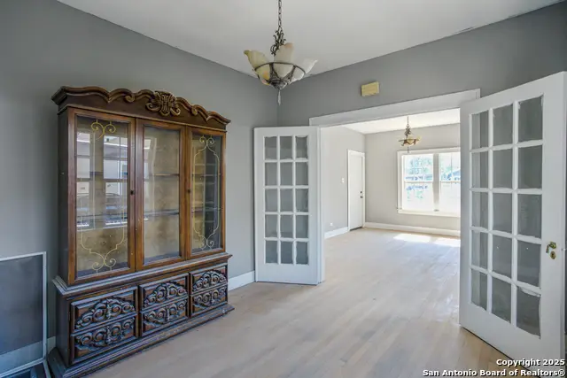 923 Sacramento, San Antonio, TX 78201 - Image #3