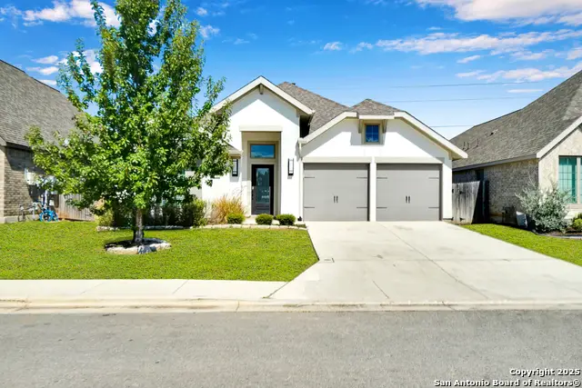 1920 Edgecreek, Seguin, TX 78155 - #1