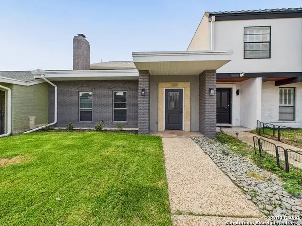 385 Fenwick, Windcrest, TX 78239