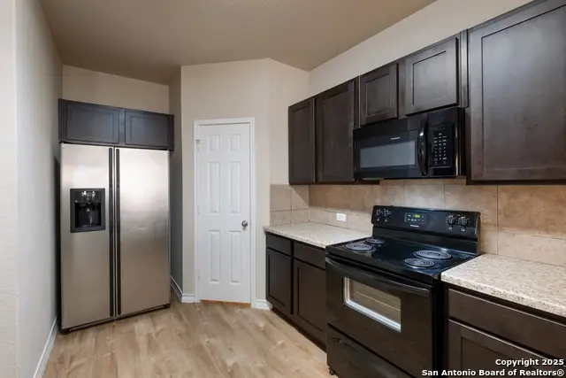 7019 Hallie Rdg, San Antonio, TX 78227 - Image #3