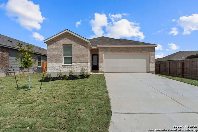 31908 Ambrose St, Bulverde, TX 78163 - Image #1