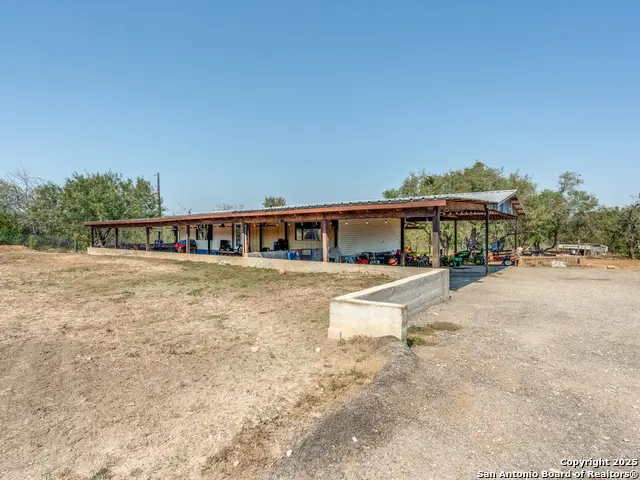 470 Country Acres, Seguin, TX 78155 - #1