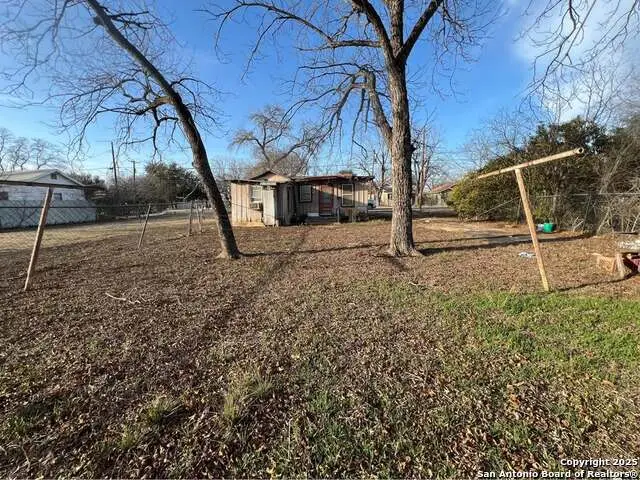 1815 14th, Hondo, TX 78861 - Image #2