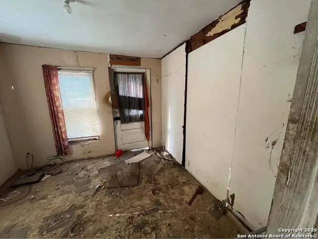 1815 14th, Hondo, TX 78861 - Image #3