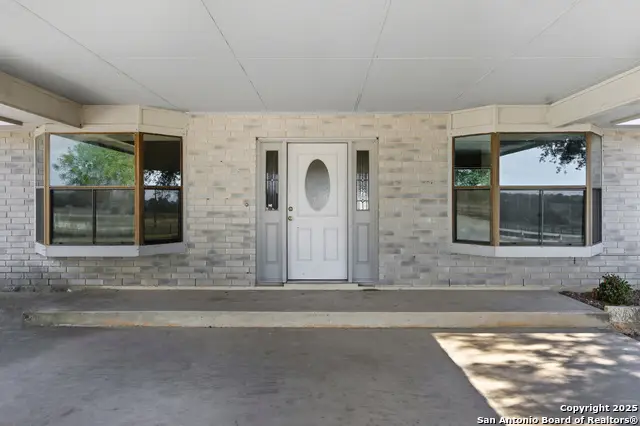 706 Sunrise, La Vernia, TX 78121 - Image #2