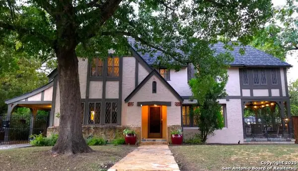 211 Mary Louise, San Antonio, TX 78201