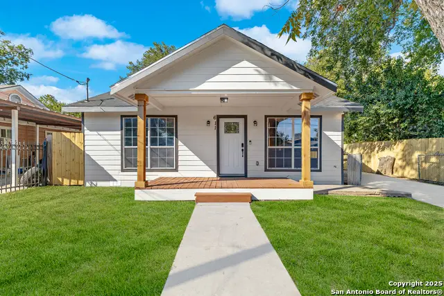 611 Sims, San Antonio, TX 78225 - Image #2