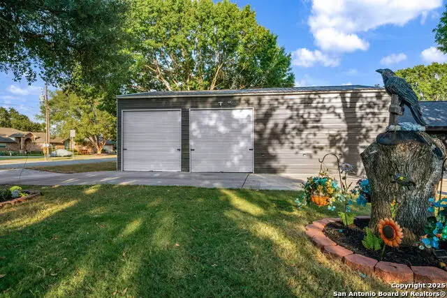 111 Santa Anna, Seguin, TX 78155 - Image #2