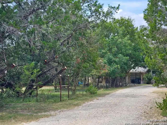 21 Wasp Creek Rd, Boerne, TX 78006 - Image #1