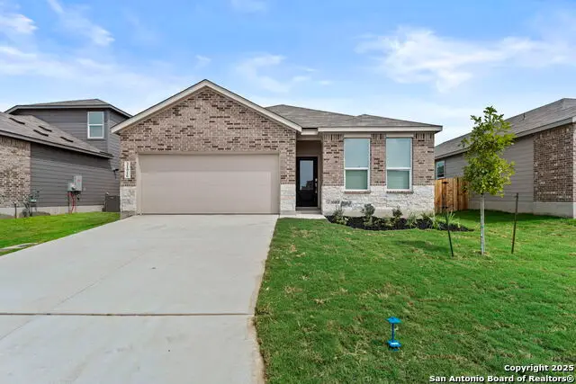 31916 Ambrose St, Bulverde, TX 78163 - Image #1