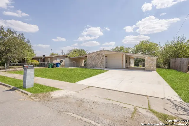 110 Rock Valley Dr, San Antonio, TX 78227 - Image #3