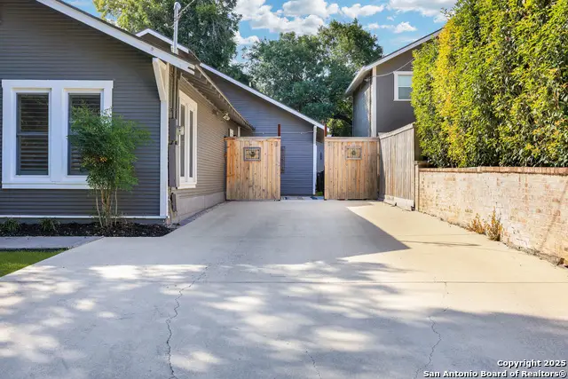 118 Routt St, Alamo Heights, TX 78209 - Image #3